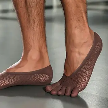 Эластичные носки Высокоэластичные мужские носки для спортивного бега, впитывающие пот, дышащие, с пятью пальцами для комфорта.