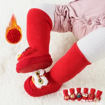 Красная праздничная Рождественская новогодняя шерстяная обувь принцессы с утолщенным кружевом и носки для новорожденных, фарфоровая ветровая трубка, нескользящая для новорожденных